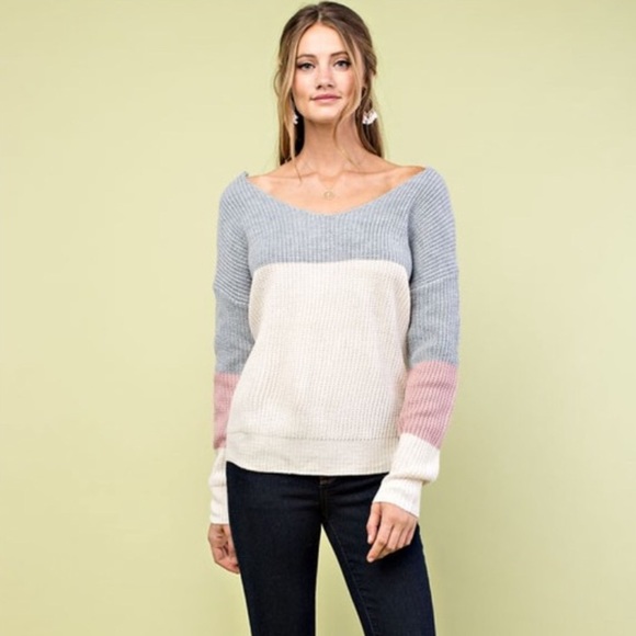 ✨ Color Block Twisted Back Sweater - Picture 3 of 5